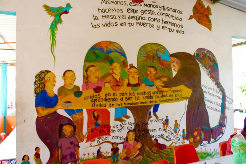 A mural at 'La 72: Hogar – Refugio Para Personas Migrantes.' Tenosique, Tabasco, México. Photo by Rachel Russell.